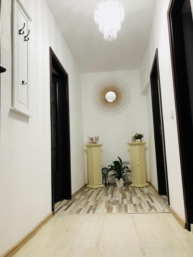 Queen'S Studio Sibiu Bagian luar foto