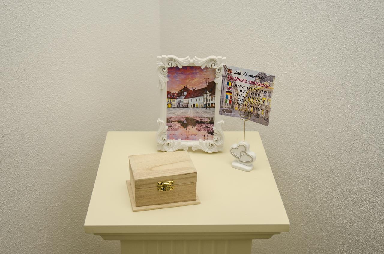 Queen'S Studio Sibiu Bagian luar foto